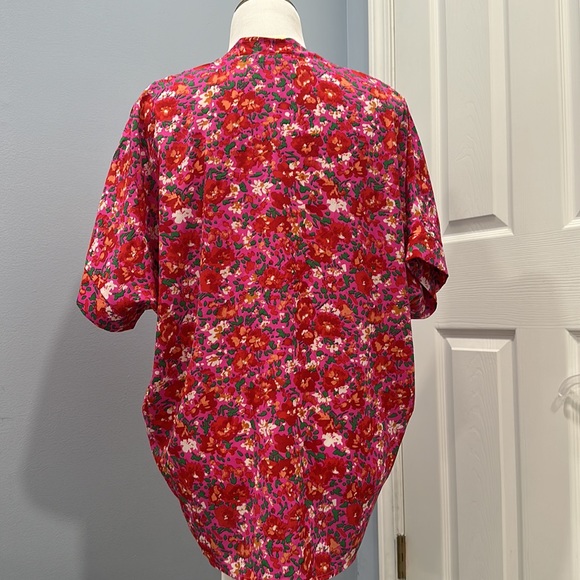 NWT Jodifil blouse Medium - Picture 2 of 7